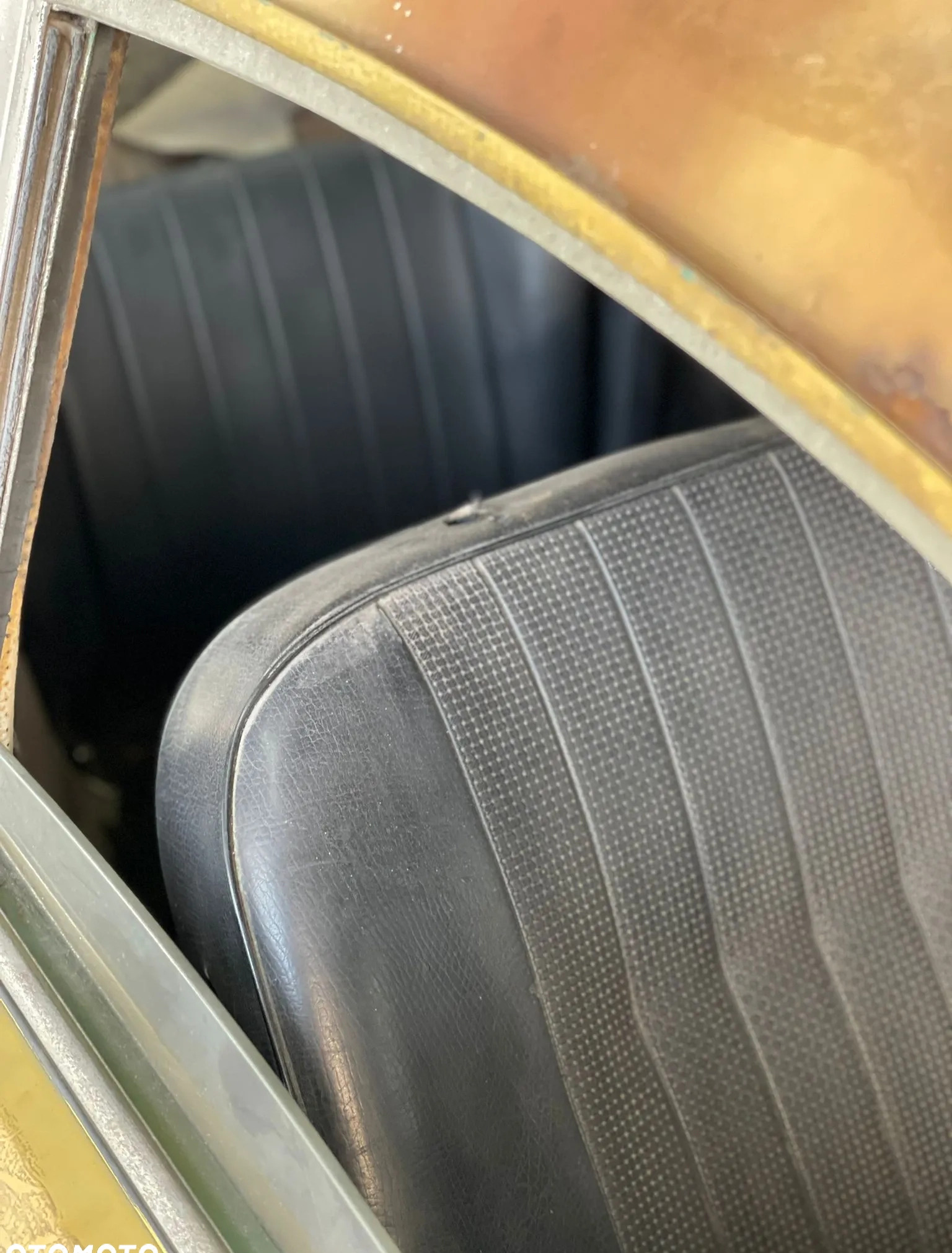 Porsche 911 cena 33250 przebieg: 94000, rok produkcji 1980 z Brodnica małe 191
